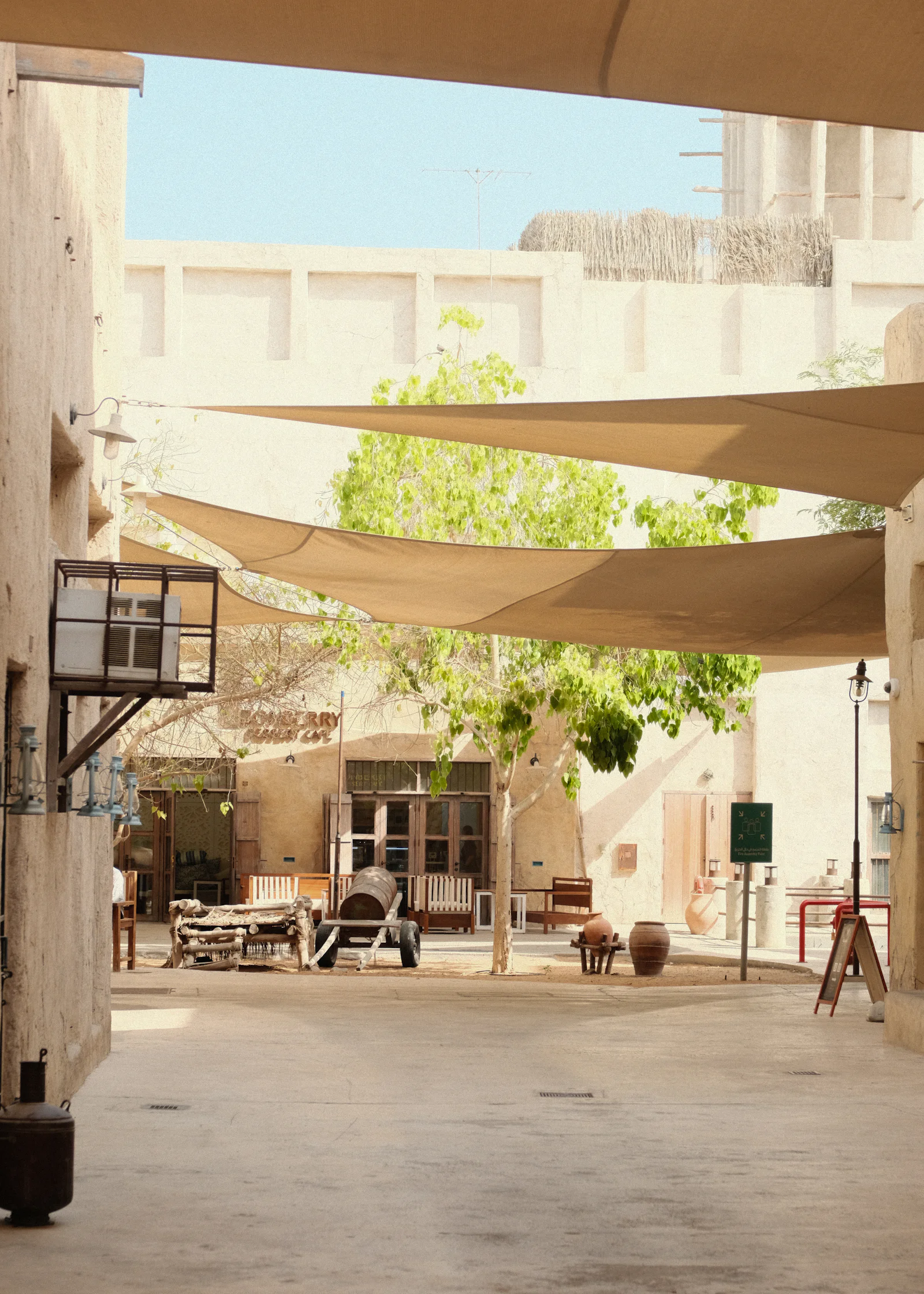 Restaurant & Cafe Roof Sheds